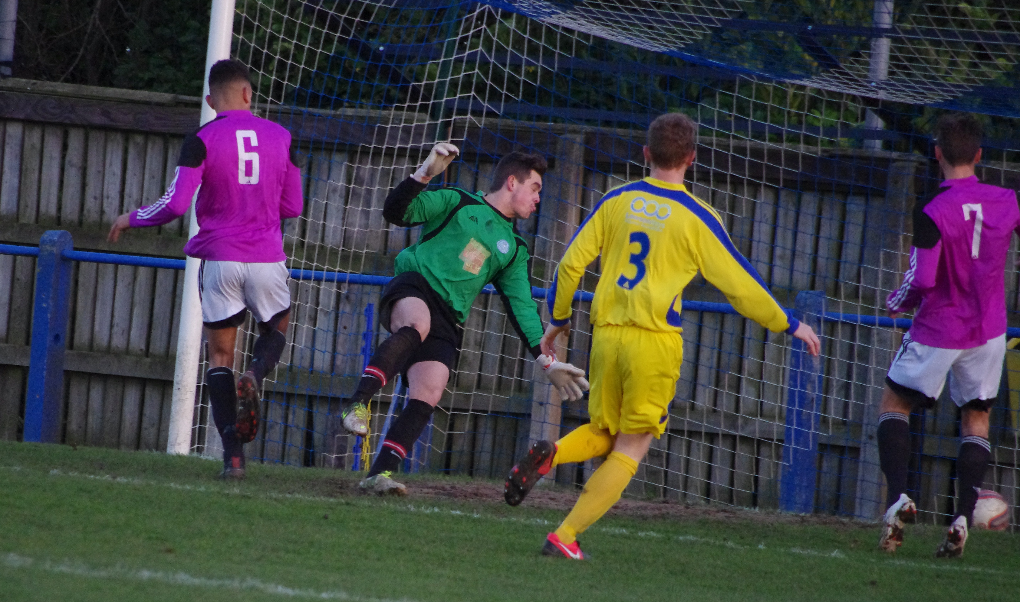 Josh Greenhalgh puts Garforth 3-2 ahead