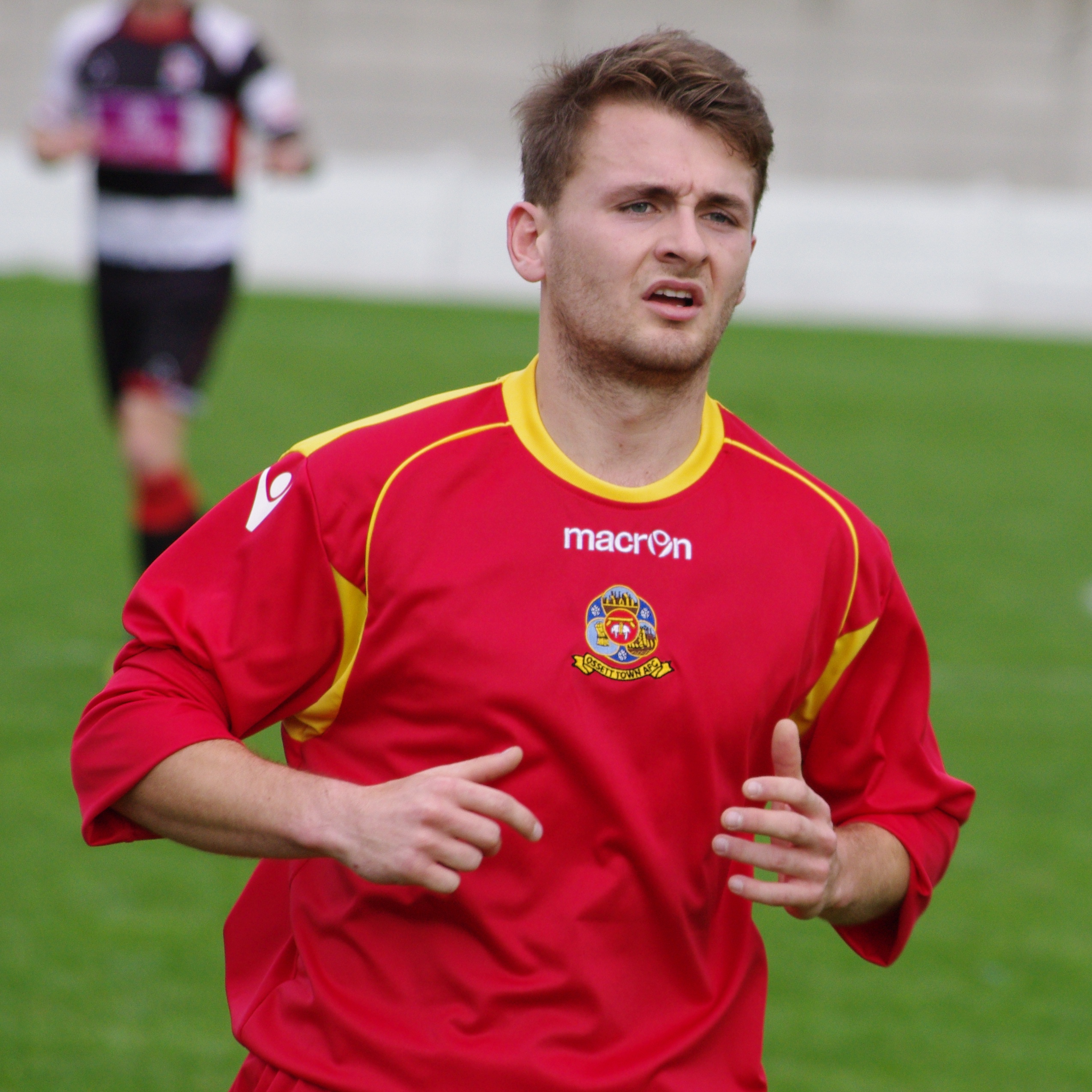 Jimmy Eyles scored twice as Ossett Town ended Curzon's unbeaten league run