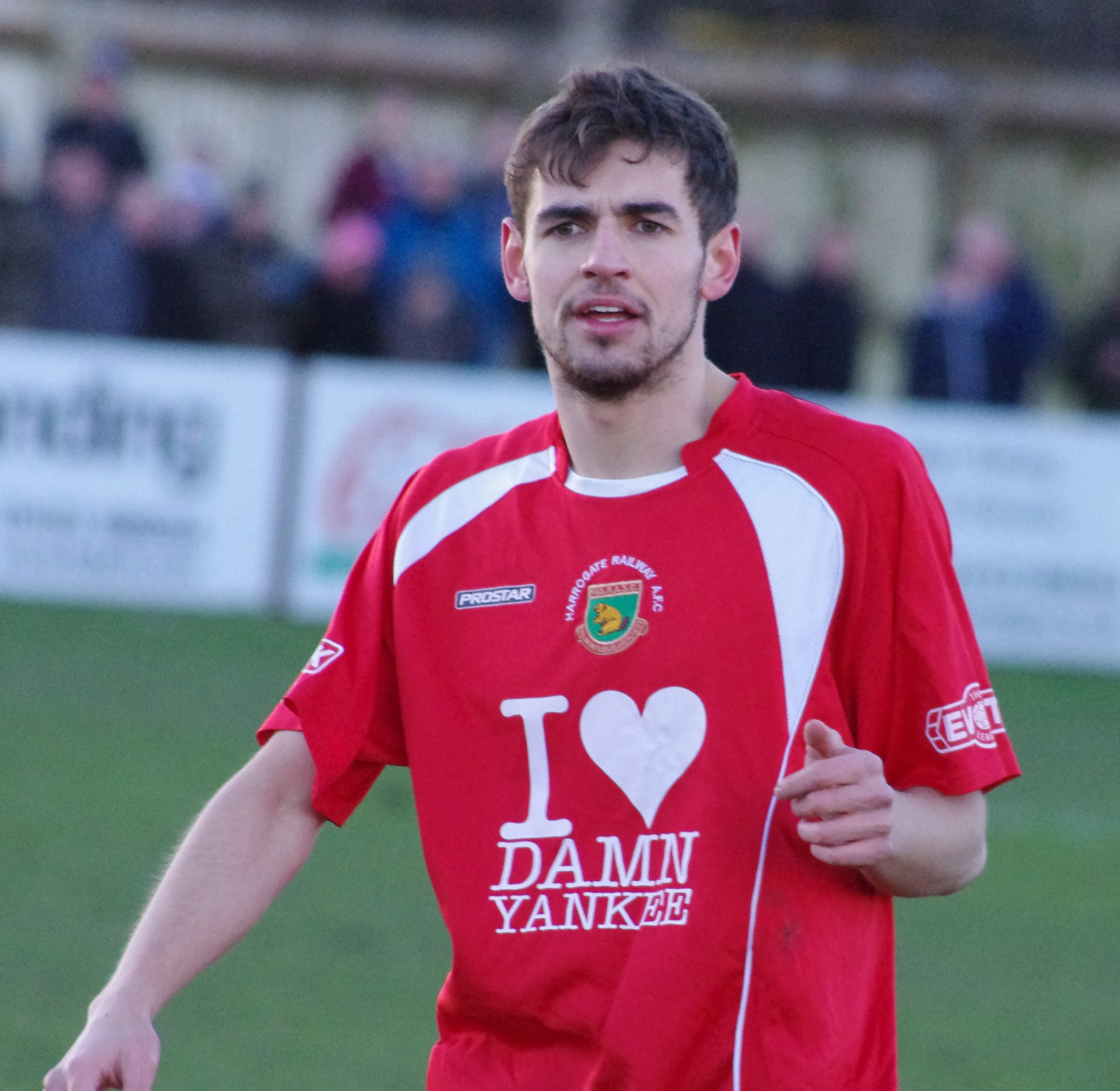 Harrogate Railway midfielder Joel Dixon has signed for Tadcaster Albion