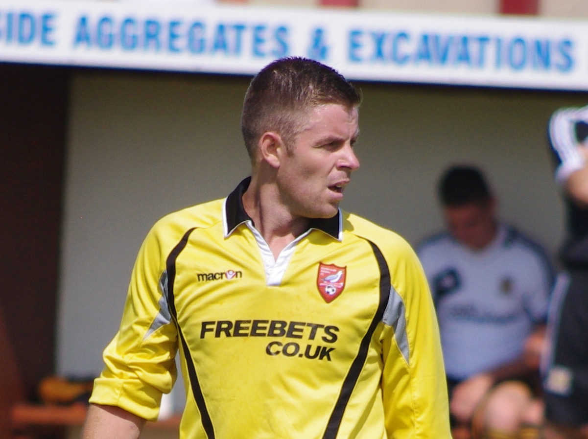 Gary Bradshaw scored a nine minute hat-trick for Scarborough