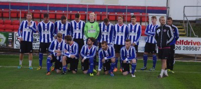 Shaw Lane decide to do their team photo in a different style to other teams