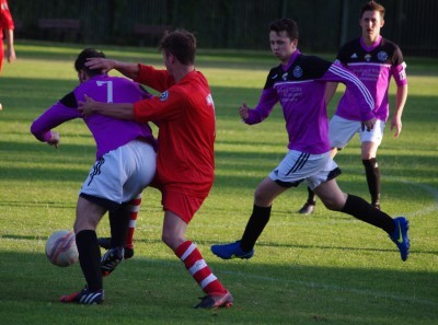 Action from Worsbrough Bridge 1-1 Garforth Town