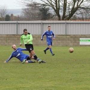 Ash Flynn equalises for AFC Emley