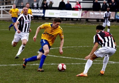 Joe Lumsden on the attack for Stocksbridge in the 1-1 draw with Stafford Rangers. Picture: Ian Revitt