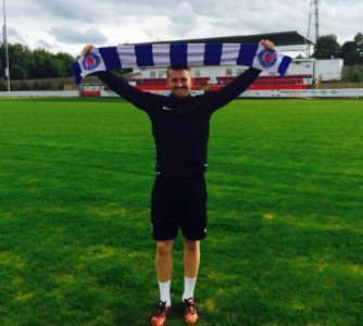 Ryan Qualter has signed for Shaw Lane